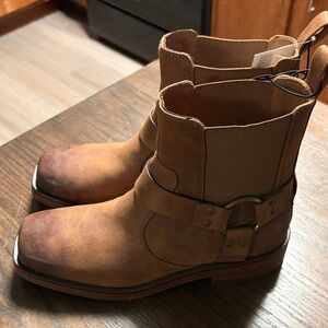 H&M Women’s Brown Leather Boots Size 8